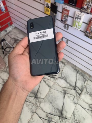 SAMSUNG A20 importé de l’étranger comme neuf