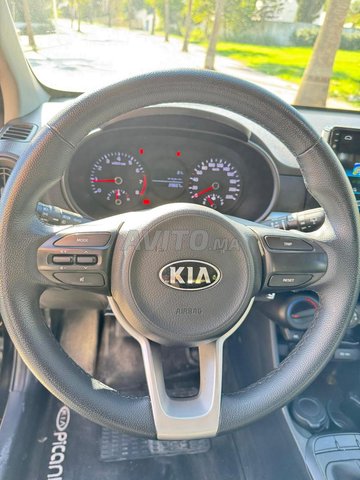 Kia Picanto occasion Essence Modèle 