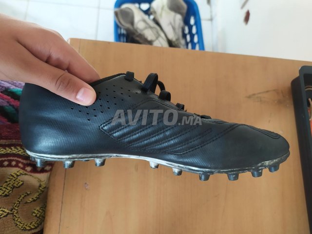 Chaussures de foot kipsta 39 bon état