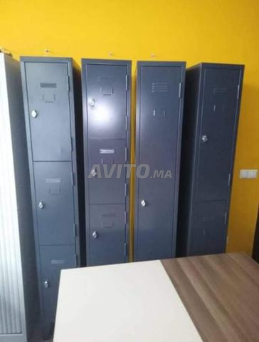 vestiaire standard/sur mesure disponible yht