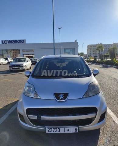 Peugeot 107 Essence Manuelle 2009 à Casablanca