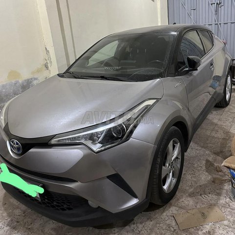 Toyota C-HR occasion Hybride Modèle 