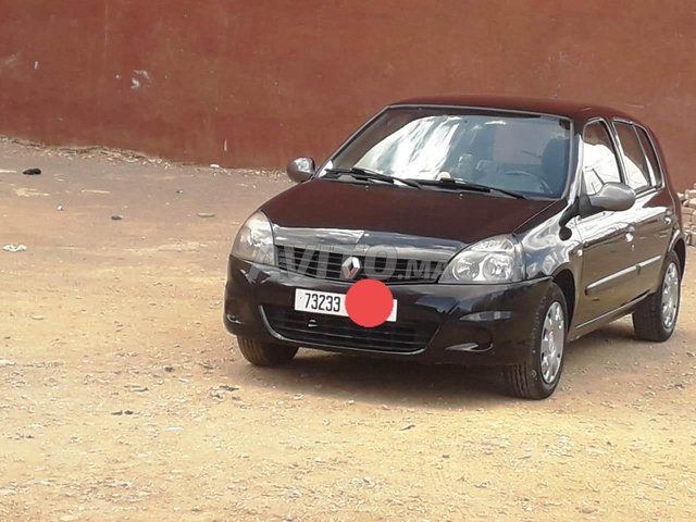 Voiture Renault Clio  à Oujda  Essence