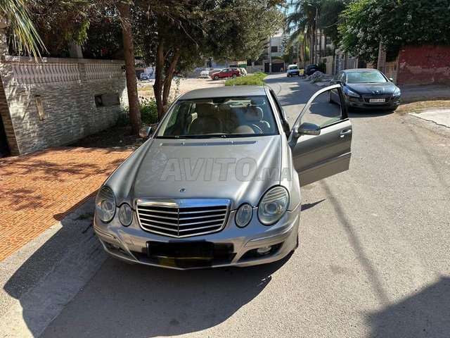 Voiture Mercedes-Benz Classe E  à Berrechid  Diesel