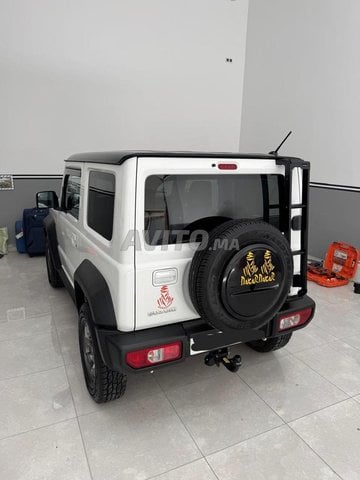 Suzuki JIMNY occasion Essence Modèle 