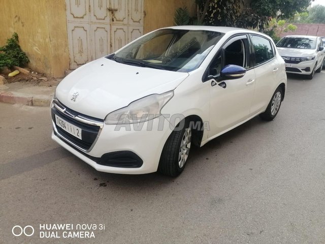 Peugeot 208 occasion Diesel Modèle 