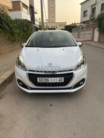 Peugeot 208 occasion Diesel Modèle 