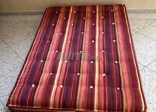 MATELAS 2 PLACES EN TRES BON ÉTAT