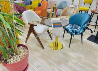 كراسي المقاهي والمطاعم