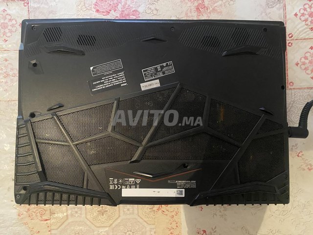 Gaming laptop MSI GL65 Leopard 10SCSR
