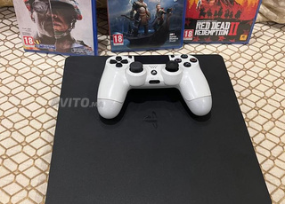ps4 slim 1TB avec une manette