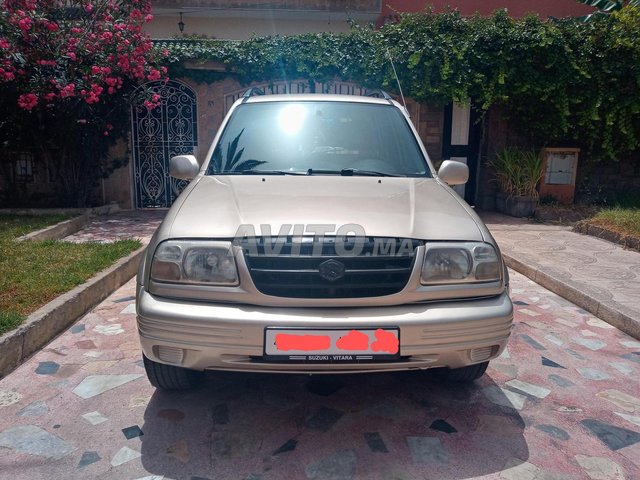 Suzuki Grand Vitara occasion Essence Modèle 