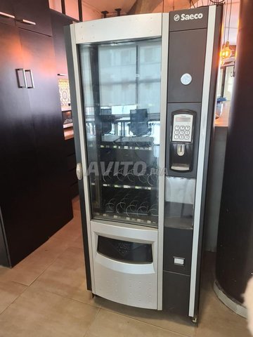 Distributeur Automatique A Vendre