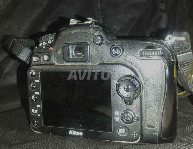 NIKON D7100