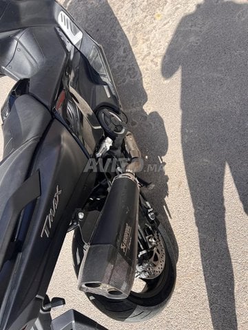 TMAX DX 2018