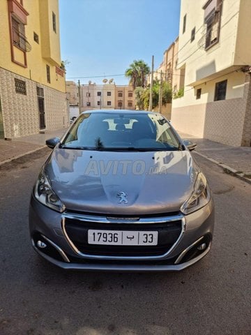 Peugeot 208 occasion Diesel Modèle 