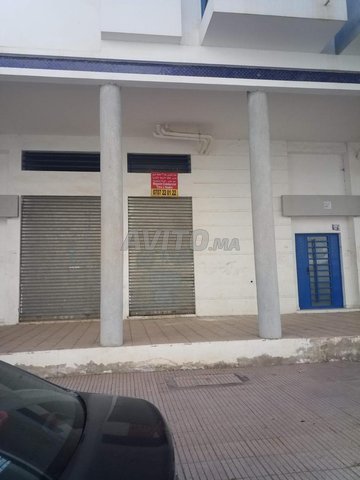 Magasin commercial pour location ou à  vendre 