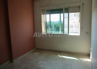 Appart 3 ch vide à louer à 2 mars 