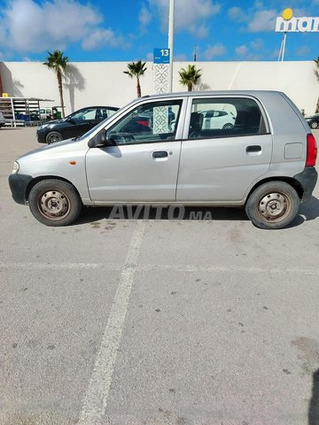 Suzuki Alto occasion Essence Modèle 