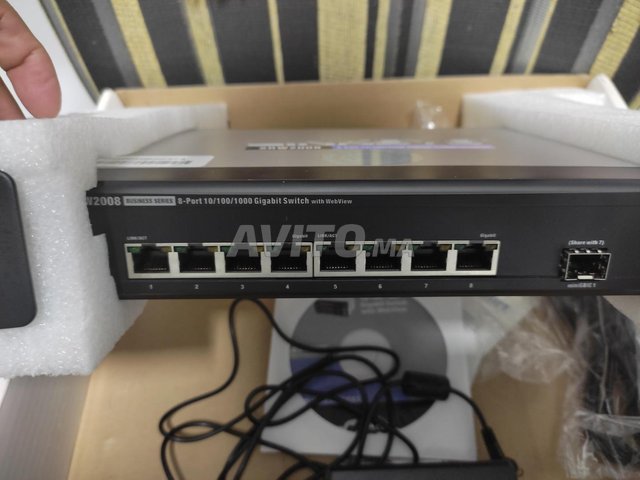 Switch 8 Ports gigabit Linksys Cisco
