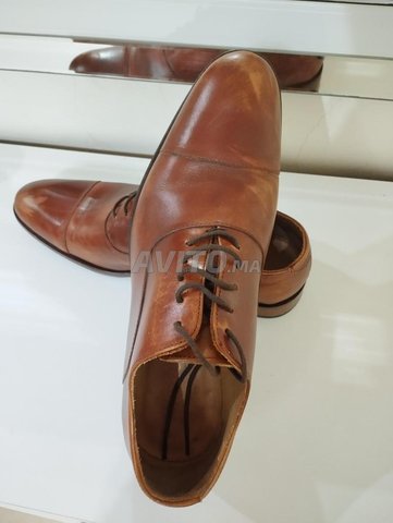 chaussures en cuir 