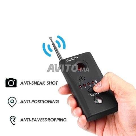 Détecteur gps micro GSM et caméra espion GPS w33