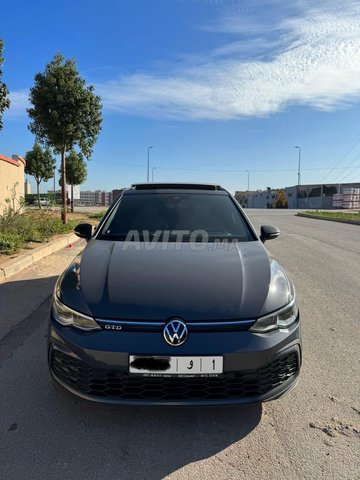  Volkswagen GOLF 8