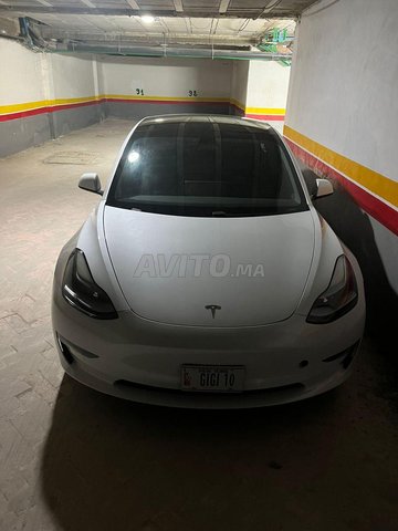  Tesla Model 3