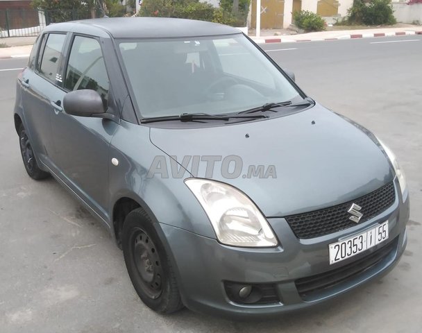 Voiture Suzuki Swift  à El Jadida  Essence