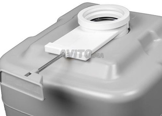 مرحاض متنقل متعدد الاستخدامات