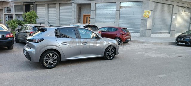 Peugeot 208 occasion Diesel Modèle 