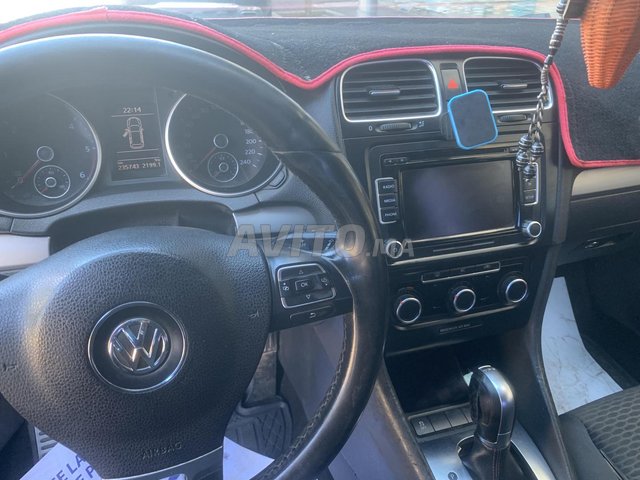 سيارة من نوع ڤولزڤاكن موديل 2011