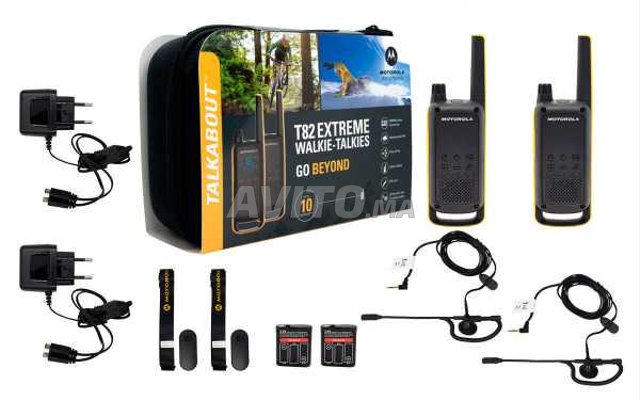 2 Talkie-Walkie Motorola Tlkr T82 Chargeur