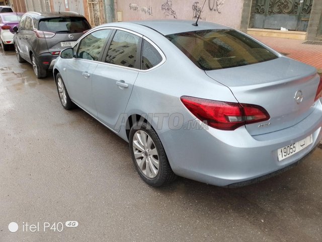 Opel Astra occasion Diesel Modèle 