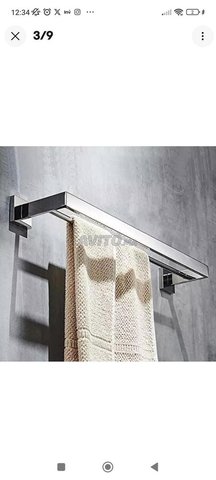 Porte serviette en inox  sur mesure