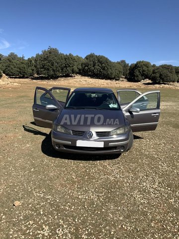 Renault Laguna occasion Diesel Modèle 