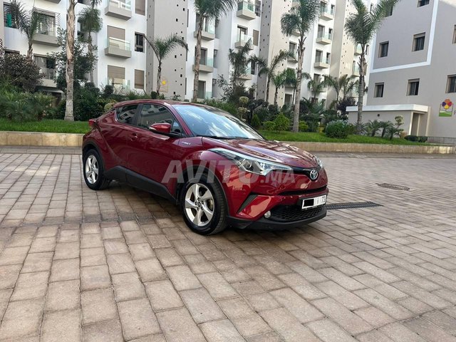 Toyota C-HR occasion Hybride Modèle 