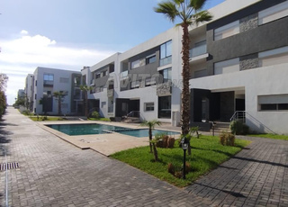 Appartement à louer 85 m² à Temara