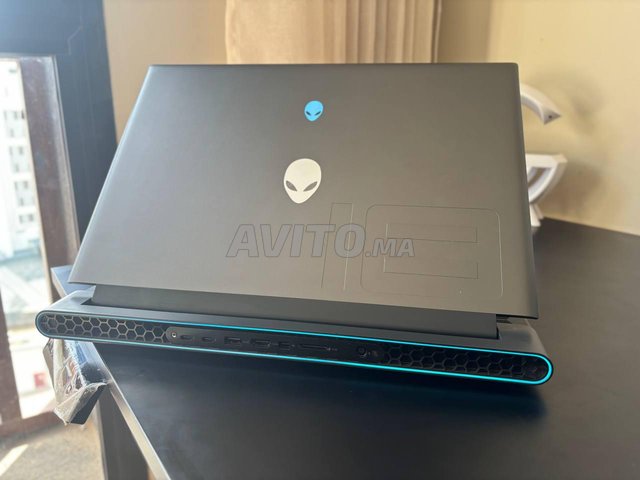 Alienware M18 R1 