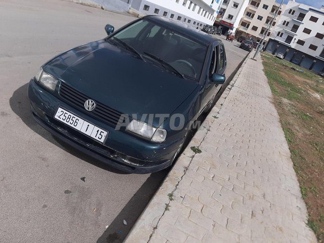 Volkswagen polo_sedan occasion Diesel Modèle 