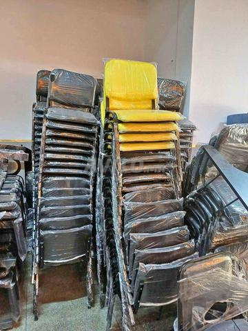 Table et chaise scolaire avec prix revendeur - 2