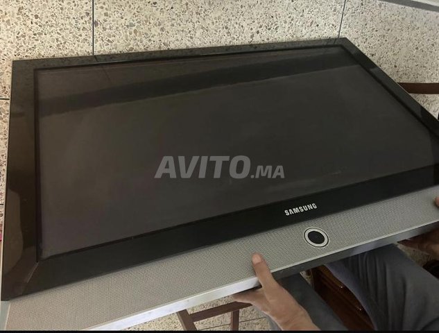 TV samsung plasma 42’ numérique en parfait état