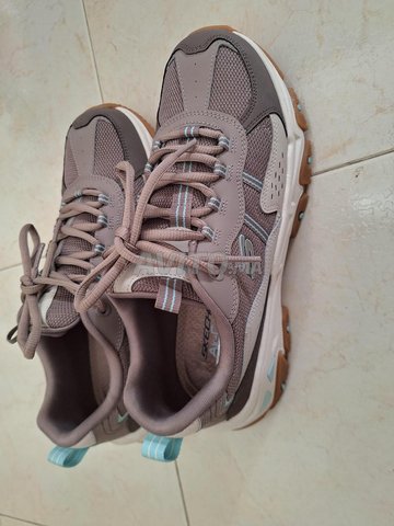 Skechers neufs à vendre