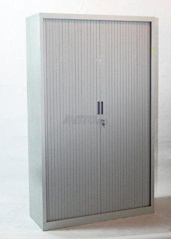 Armoire métallique portes à rideaux 