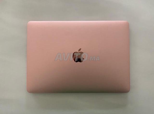 MacBook M3 Ram 8 Disc 256 SSD 2016 Retina