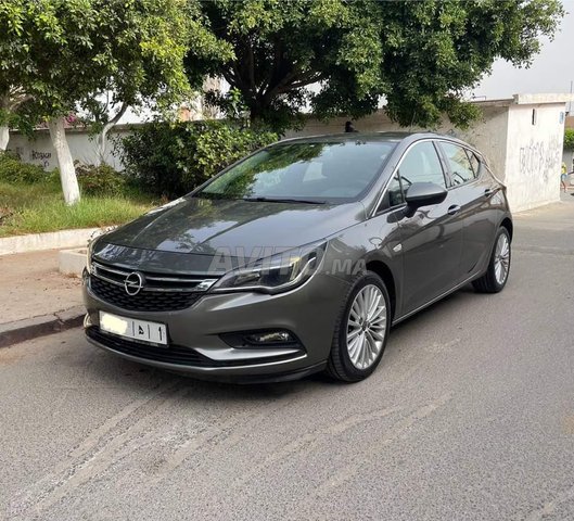 Opel Astra occasion Diesel Modèle 