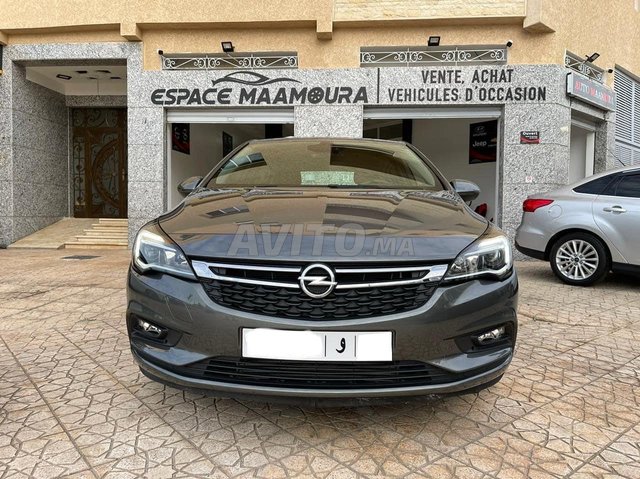 Opel Astra occasion Diesel Modèle 