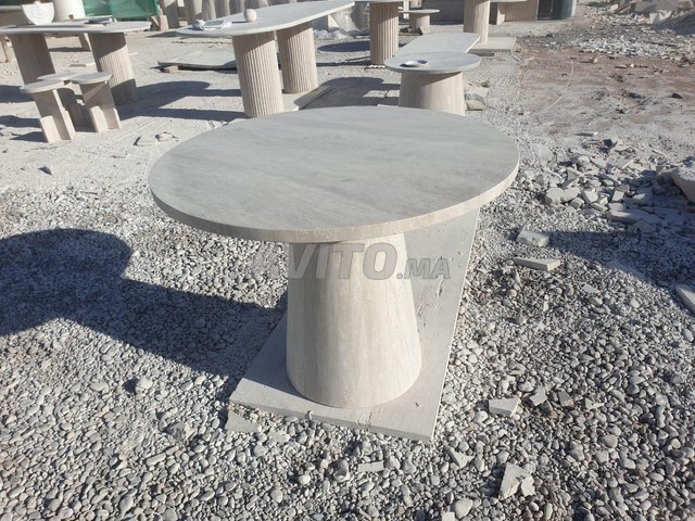 TABLE TRAVERTIN  