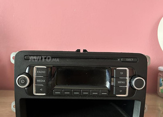 Post radio original Polo 2011