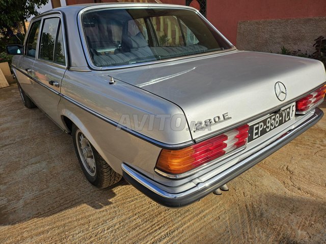 Mercedes-Benz 280 occasion Essence Modèle 